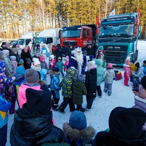 Новогодний грузовик 2023 г.Томск. Фотографии от Валерия Доронина