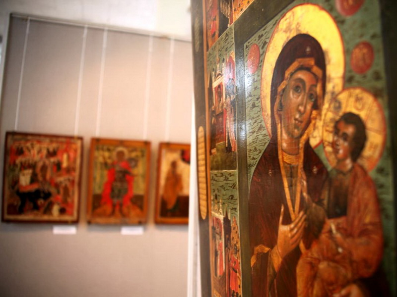 В Липецке открылась выставка "Лики русской иконы"