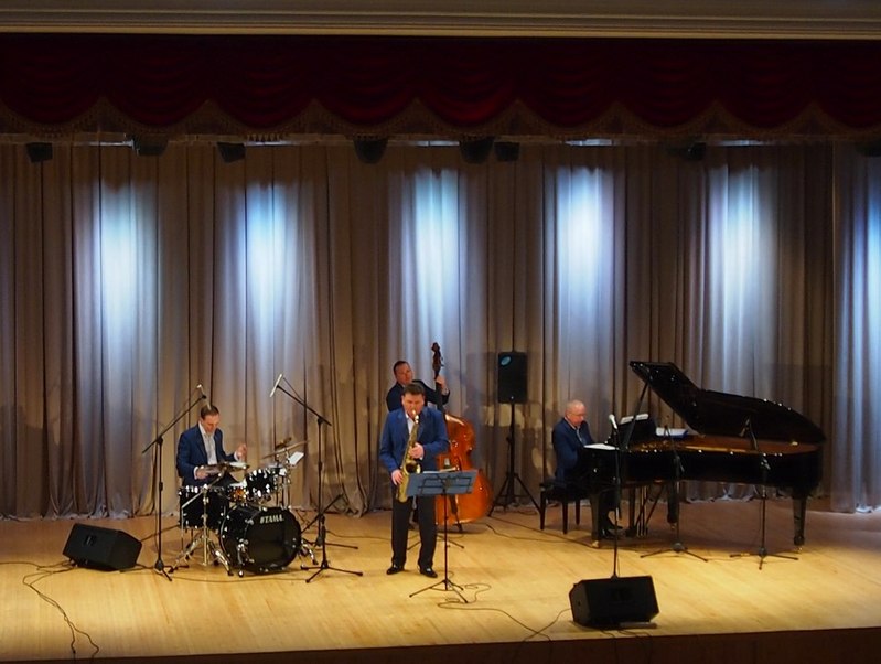 В Липецке выступили джазисты из Луганска