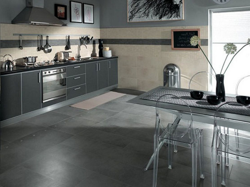 Какую плитку на пол в кухню лучше выбрать?