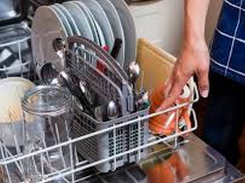 Что делать, если посудомоечная машина не работает?