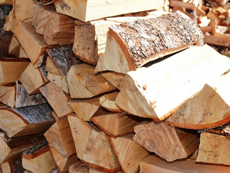 Зачем покупают сухие дрова