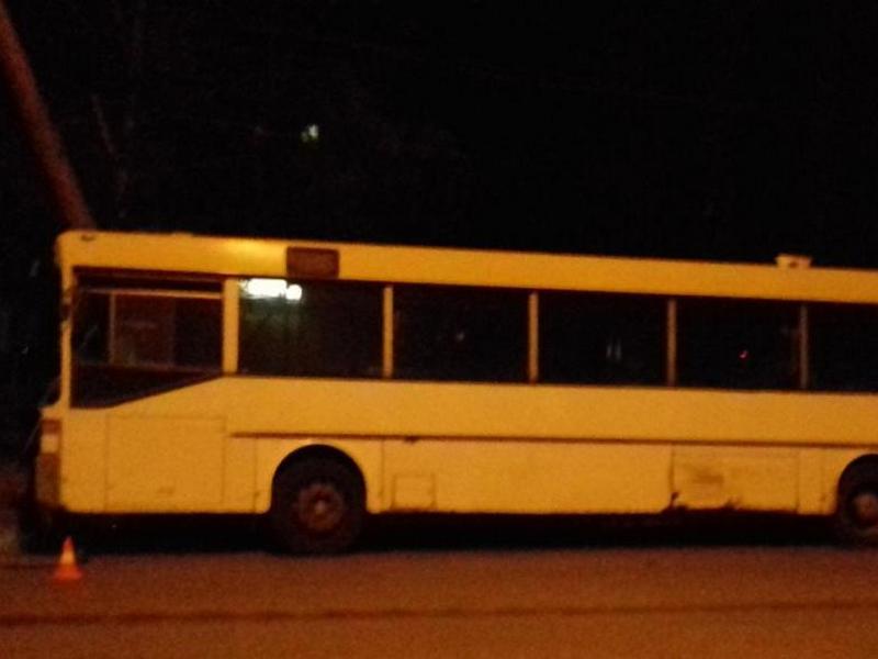 В Липецке автобус въехал в столб