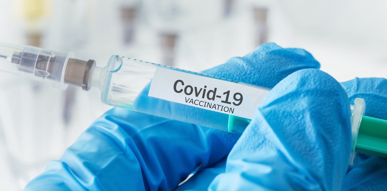 Президент сообщил о появлении в РФ в сентябре еще одной COVID-вакцины