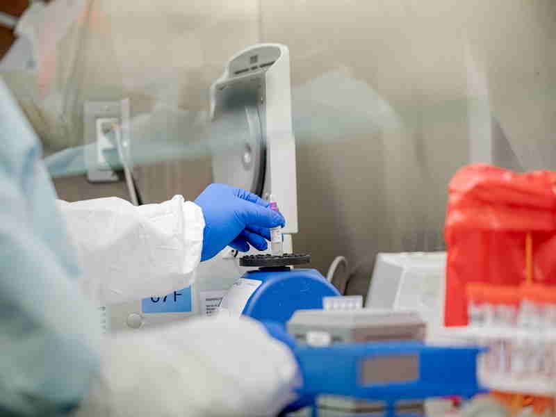 За сутки в Липецкой области подтверждено 985 случаев коронавируса