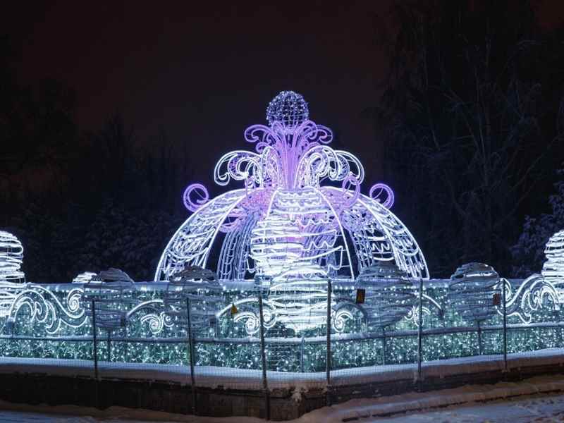 Липецкие фонтаны украсят к новогодним праздникам