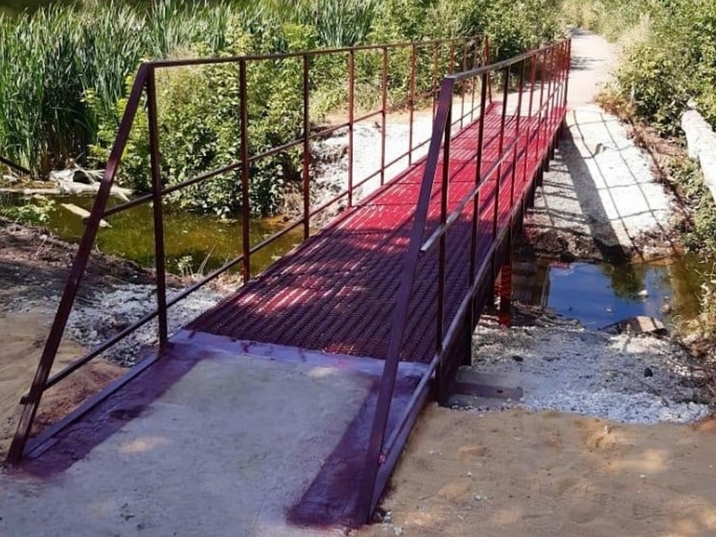 На Привокзальных прудах открыли новый мост