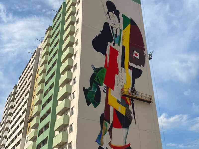 Многоэтажку в Липецке украсят авангардные граффити