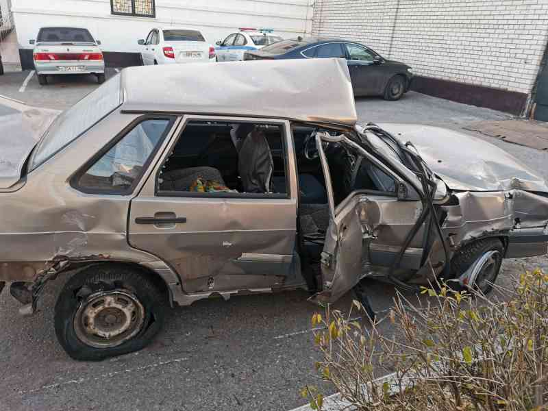 В Липецкой области угонщик разбил чужую машину