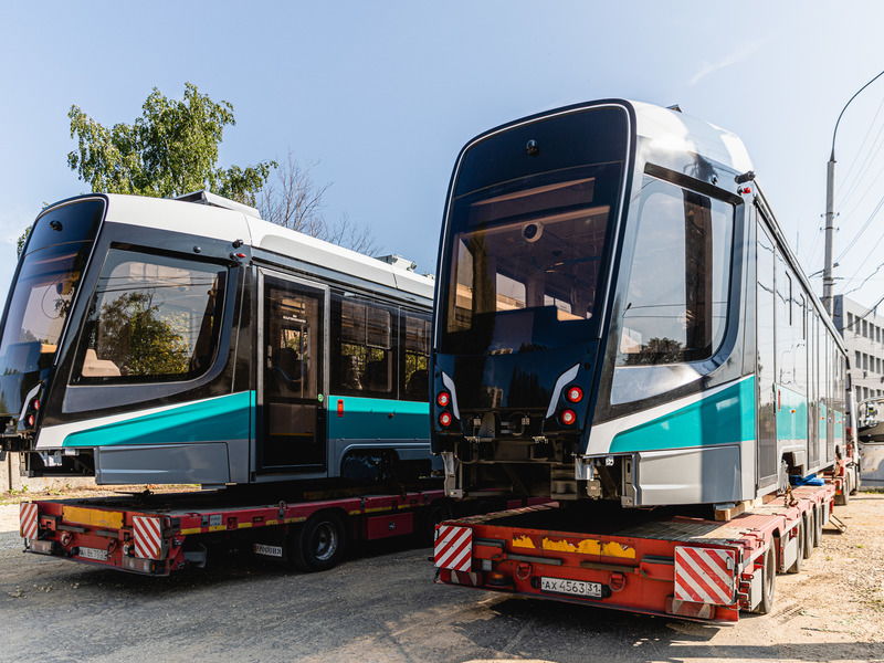 В Липецк привезли новые трамваи
