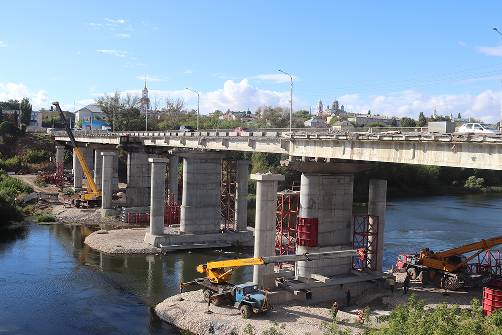 Мост в Ельце откроют через год