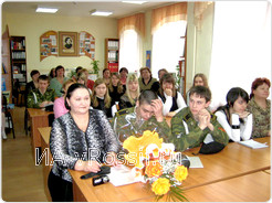 Александру Тамбовскую тепло поздравили кадеты школы № 14 и старшеклассники Подгоренской средней школы