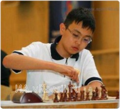 <em>Санан Сюгиров стал международным чемпионом по шахматам </em>