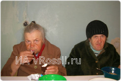 В своей столовой Оливье кормит и бездомных, и малоимущих пенсионеров