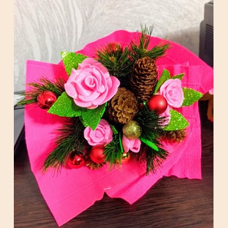 Вместо ёлки -новогодний букет