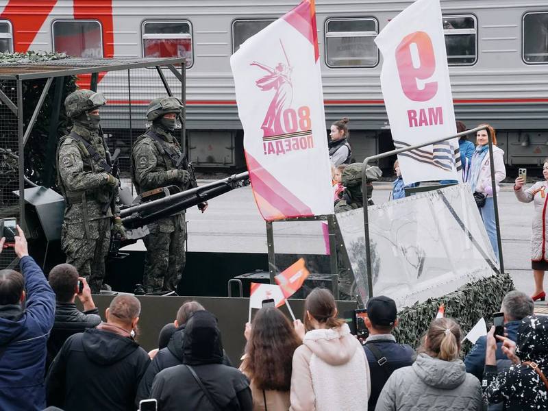 В Липецке встретили бронепоезд «Волга»