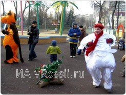 Прибежал Снеговик и пригрозил всех заморозить