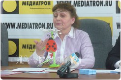 Поделки школьников можно будет купить у волонтеров на улицах города