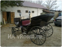 <em>Много времени пришлось потратить на подделку брички </em> 